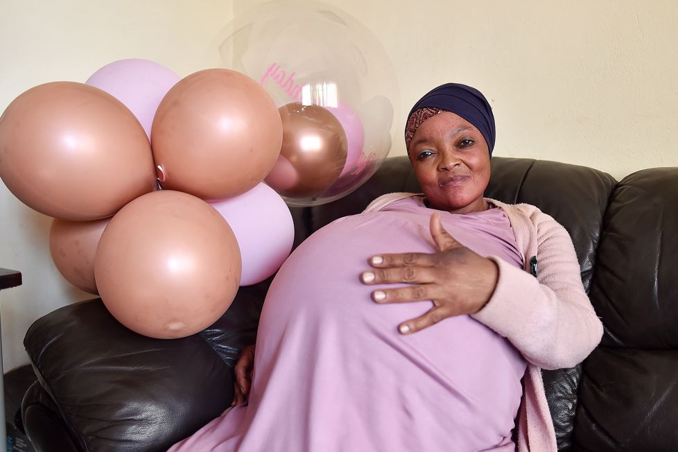 Broken Record : The South African Woman Gives Birth to 10 Babies
